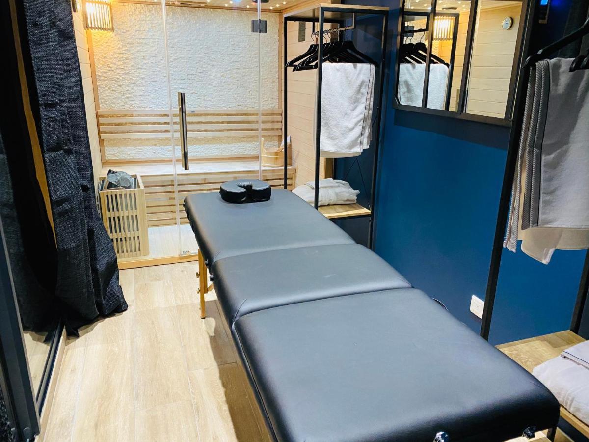 Capsule Temps Suspendu - Balneo, Home Cinema & Billard Valenciennes Eksteriør billede