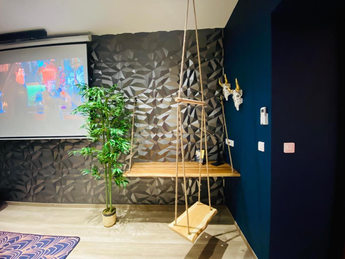 Capsule Temps Suspendu - Balneo, Home Cinema & Billard Valenciennes Eksteriør billede