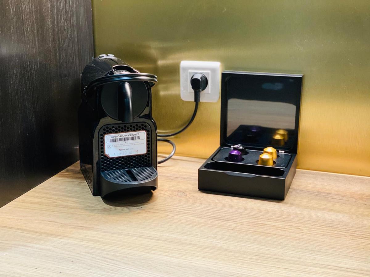 Capsule Temps Suspendu - Balneo, Home Cinema & Billard Valenciennes Eksteriør billede