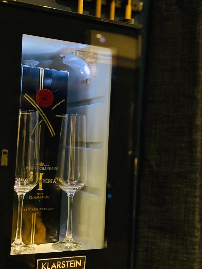 Capsule Temps Suspendu - Balneo, Home Cinema & Billard Valenciennes Eksteriør billede