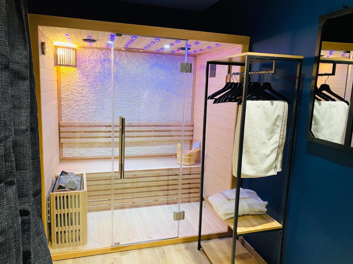 Capsule Temps Suspendu - Balneo, Home Cinema & Billard Valenciennes Eksteriør billede