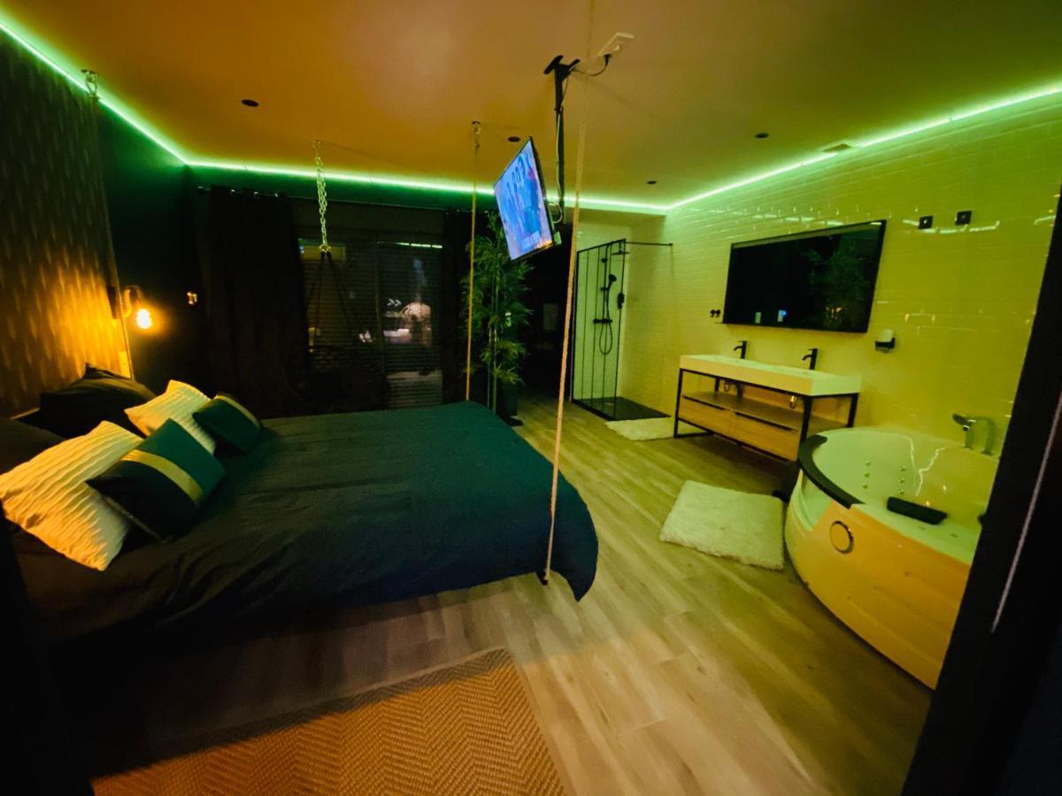 Capsule Temps Suspendu - Balneo, Home Cinema & Billard Valenciennes Eksteriør billede